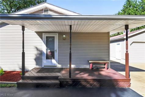 2426 Russell Avenue Youngstown OH 44509