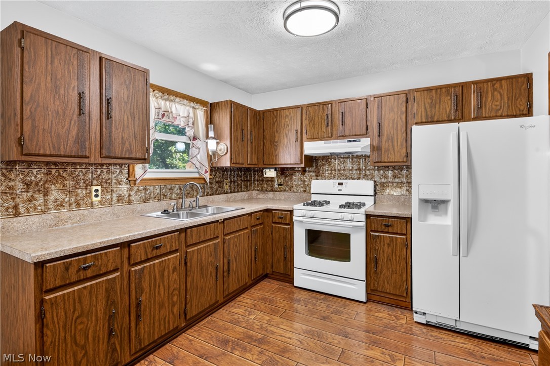 2426 Russell Avenue Youngstown OH 44509
