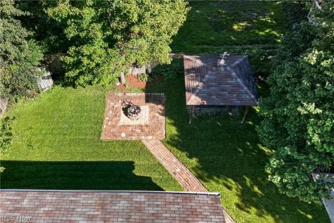 2426 Russell Avenue Youngstown OH 44509