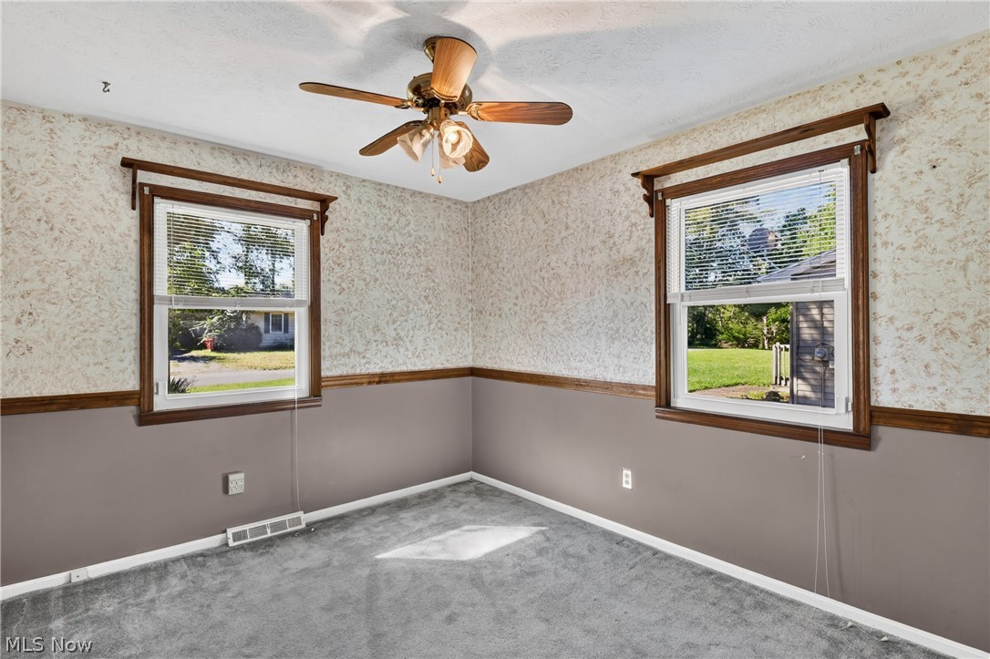 2426 Russell Avenue Youngstown OH 44509