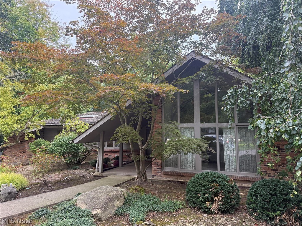 31850 Creekside Drive Pepper Pike OH 44124
