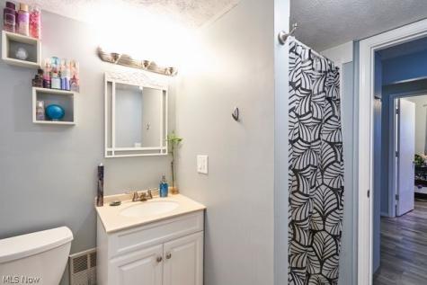 9307 Strausser Street NW Massillon OH 44646