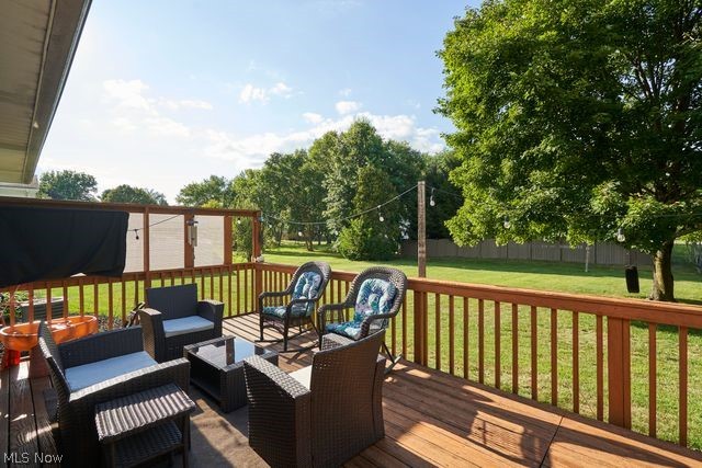 9307 Strausser Street NW Massillon OH 44646