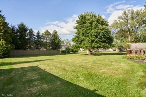 9307 Strausser Street NW Massillon OH 44646
