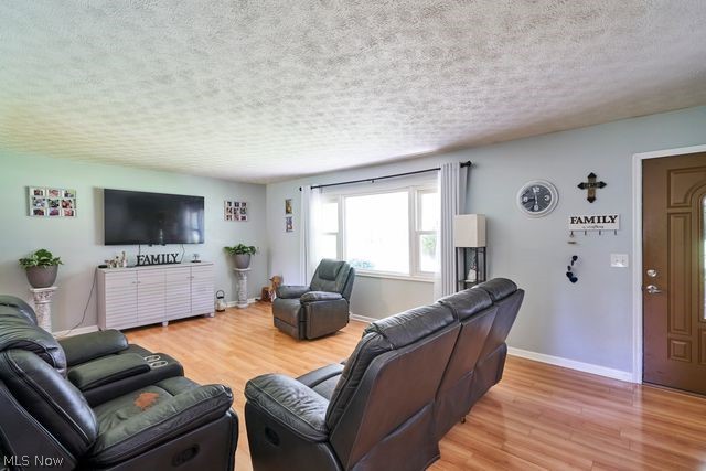 9307 Strausser Street NW Massillon OH 44646