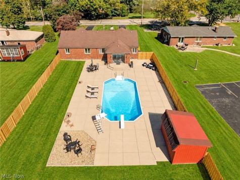 964 Robinson Avenue Barberton OH 44203