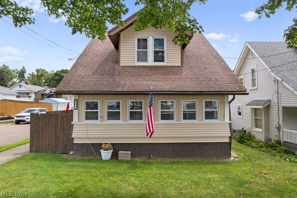 483 Stetler Avenue Akron OH 44312