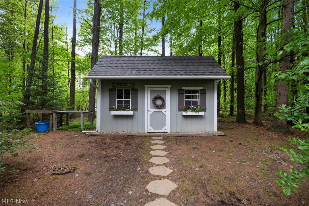 11635 Twin Mills Lane Chardon OH 44024