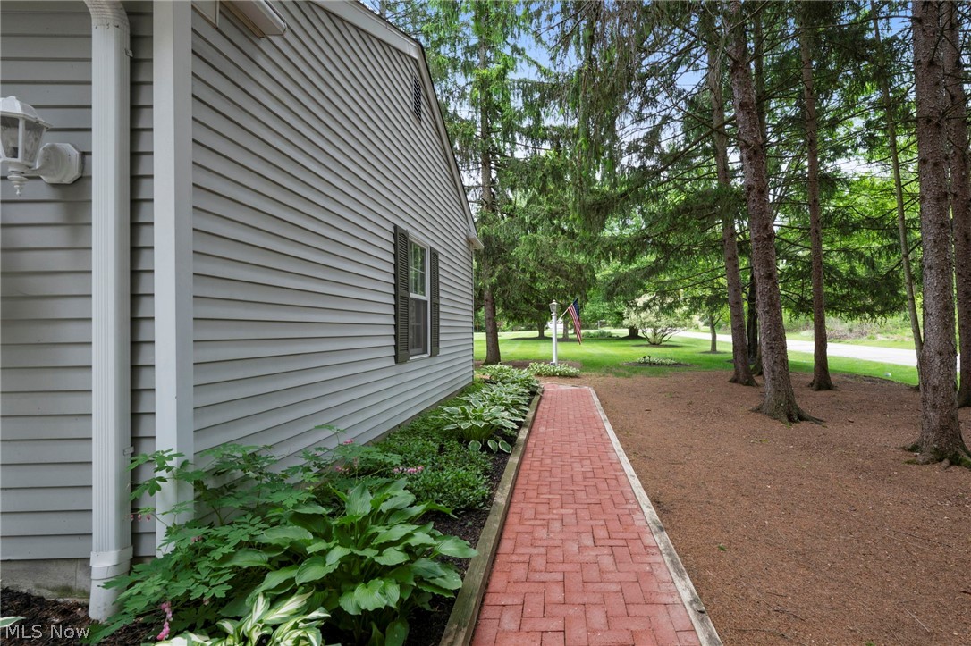 11635 Twin Mills Lane Chardon OH 44024