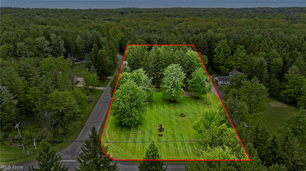 11635 Twin Mills Lane Chardon OH 44024
