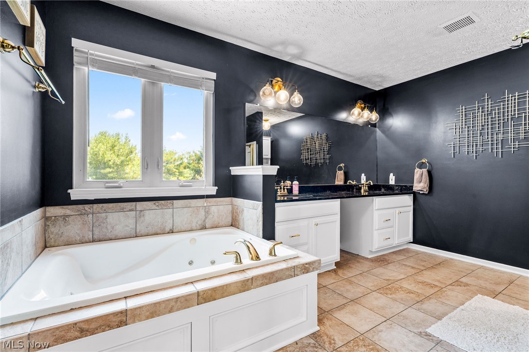 9195 Victoria Lane North Ridgeville OH 44039