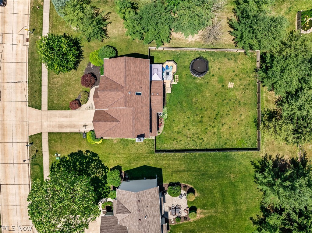 9195 Victoria Lane North Ridgeville OH 44039