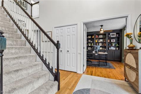 9195 Victoria Lane North Ridgeville OH 44039