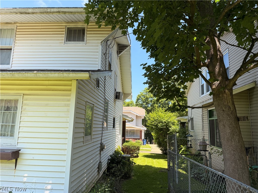 1018 Foster Avenue Cambridge OH 43725