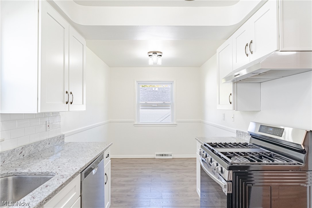 4089 Stonehaven Road South Euclid OH 44121