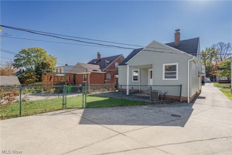 4089 Stonehaven Road South Euclid OH 44121