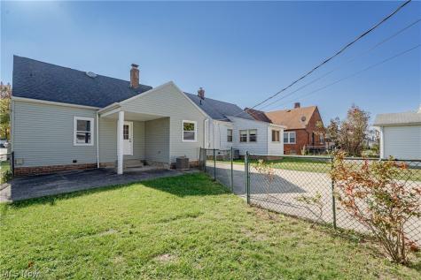 4089 Stonehaven Road South Euclid OH 44121