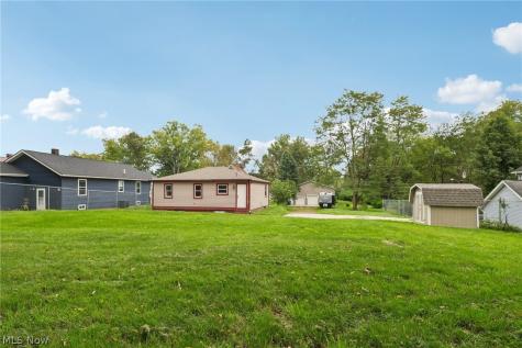 843 11th Street SE Massillon OH 44646