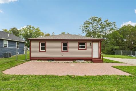 843 11th Street SE Massillon OH 44646