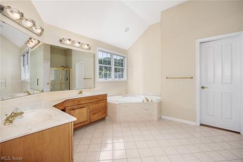 20852 Kylemore Drive Strongsville OH 44149