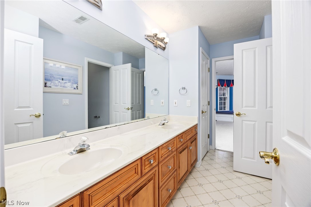 20852 Kylemore Drive Strongsville OH 44149