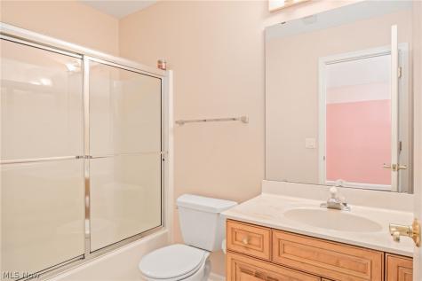20852 Kylemore Drive Strongsville OH 44149