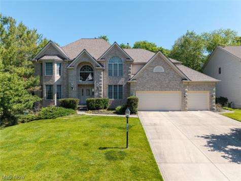 20852 Kylemore Drive Strongsville OH 44149