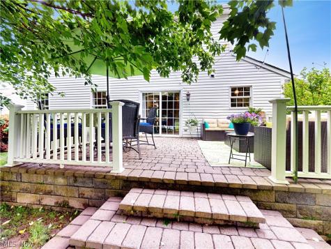 8260 Rachel Lane North Ridgeville OH 44039