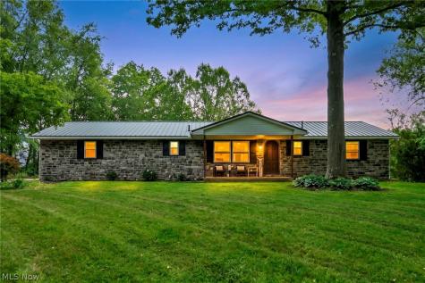 12100 Hoover Avenue NW Uniontown OH 44685