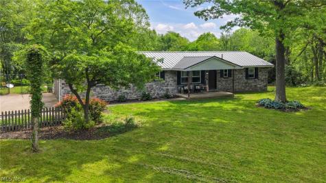 12100 Hoover Avenue NW Uniontown OH 44685