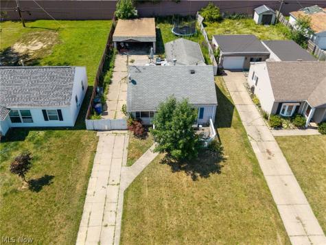 15806 Eleanore Drive Cleveland OH 44135