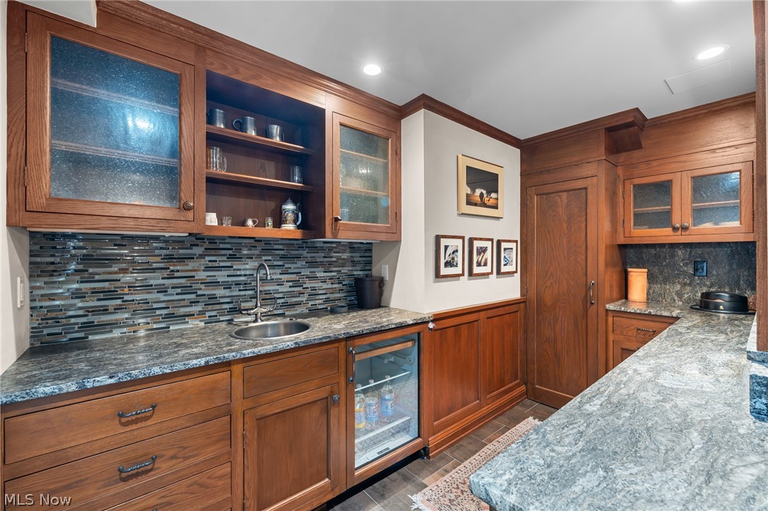 16620 Parkland Drive Shaker Heights OH 44120