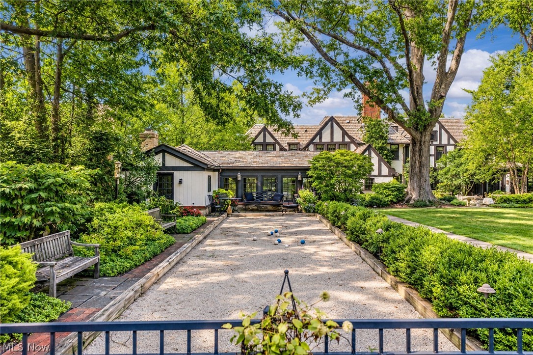 16620 Parkland Drive Shaker Heights OH 44120