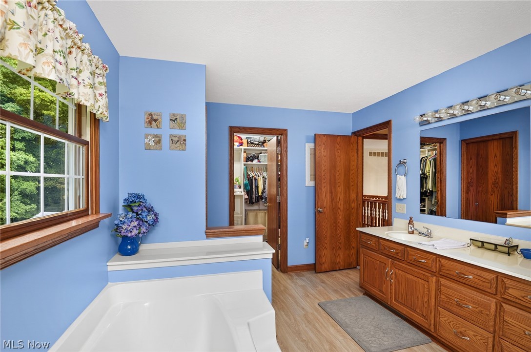 8963 Kettering Road East Rochester OH 44625