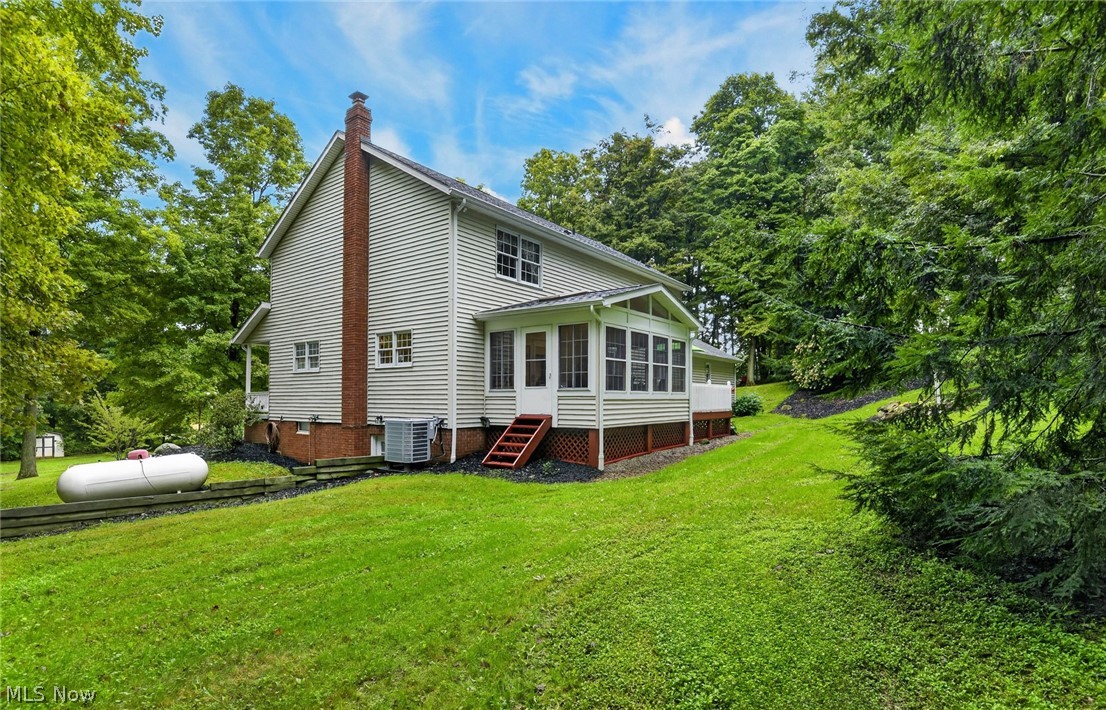 8963 Kettering Road East Rochester OH 44625