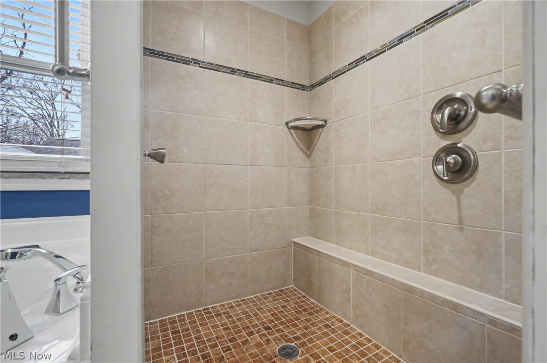 674 Upper Merriman Drive Akron OH 44303