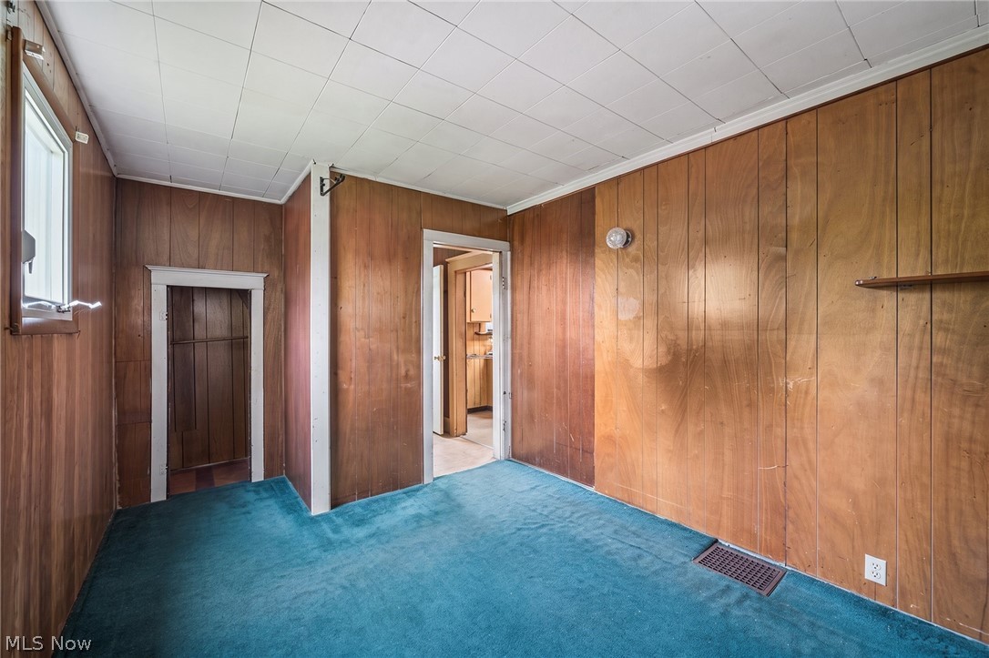1161 7th Avenue Akron OH 44306