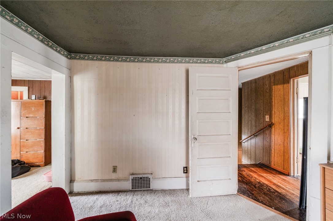 1161 7th Avenue Akron OH 44306