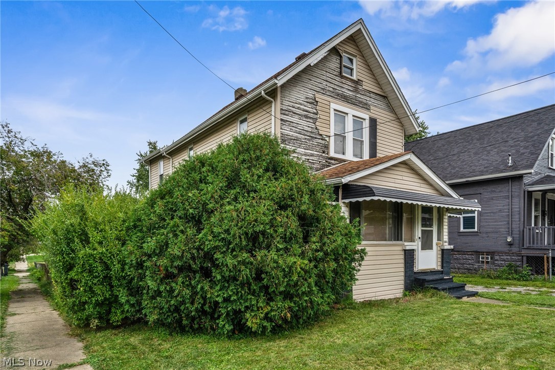 1161 7th Avenue Akron OH 44306