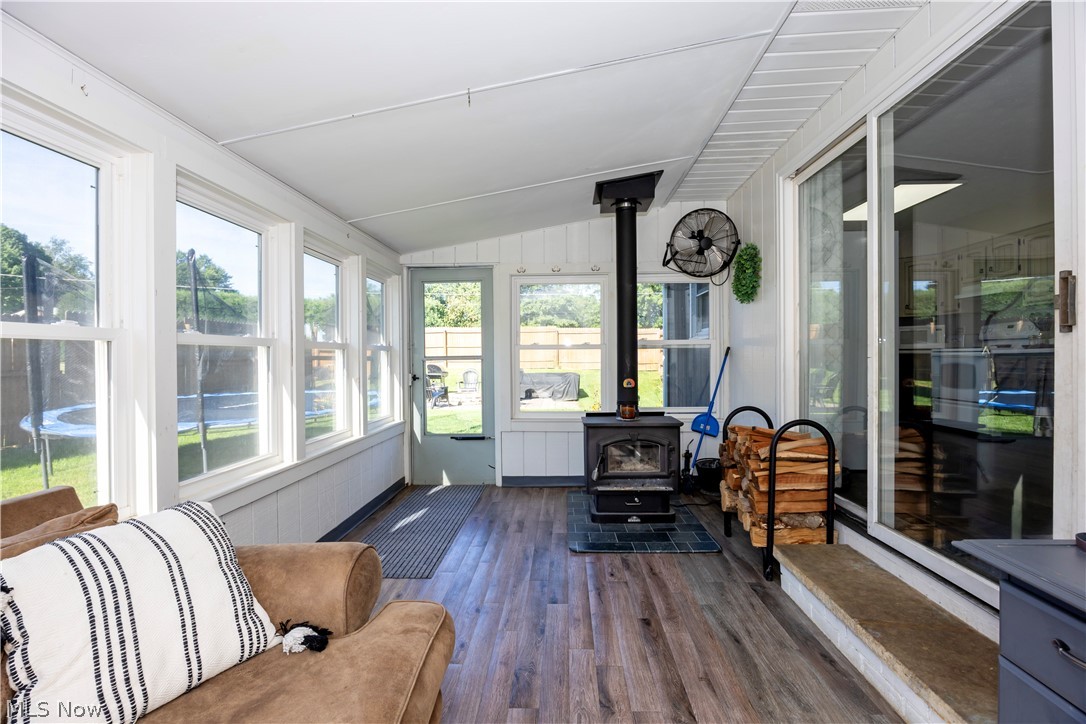 708 Youngs Terrace Loudonville OH 44842