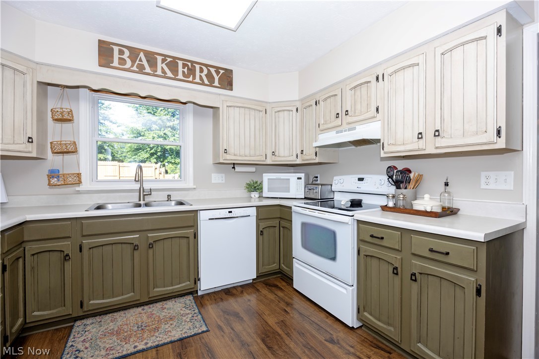 708 Youngs Terrace Loudonville OH 44842