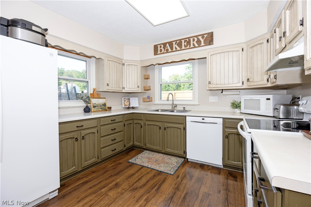 708 Youngs Terrace Loudonville OH 44842