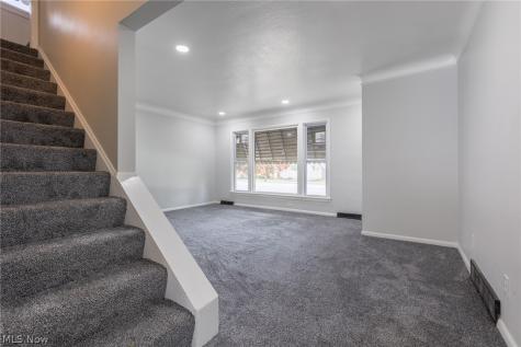 29307 Lake Shore Boulevard Willowick OH 44095
