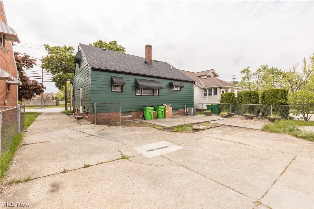 29307 Lake Shore Boulevard Willowick OH 44095