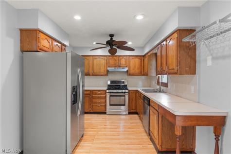 7404 Hidden Glen Drive Amherst OH 44001