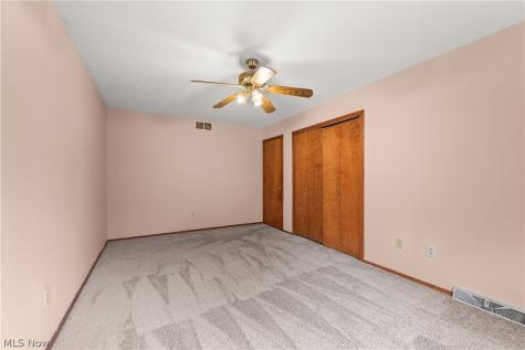 7404 Hidden Glen Drive Amherst OH 44001