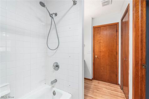 7404 Hidden Glen Drive Amherst OH 44001