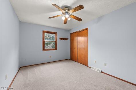 7404 Hidden Glen Drive Amherst OH 44001