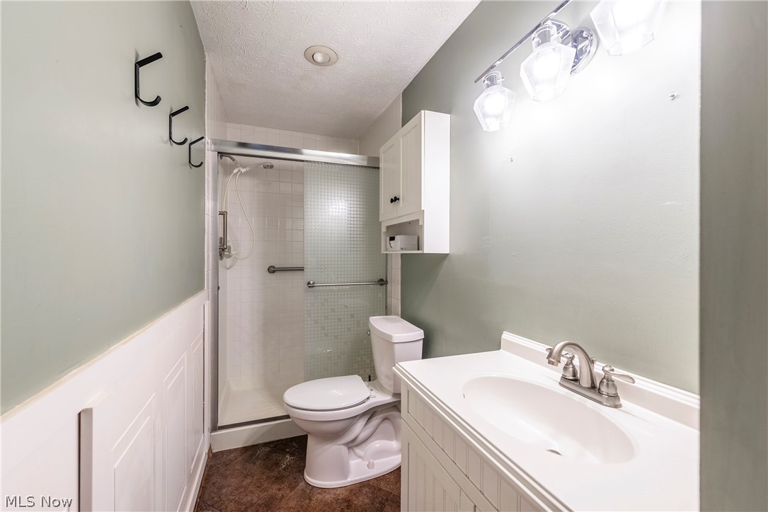 7404 Hidden Glen Drive Amherst OH 44001