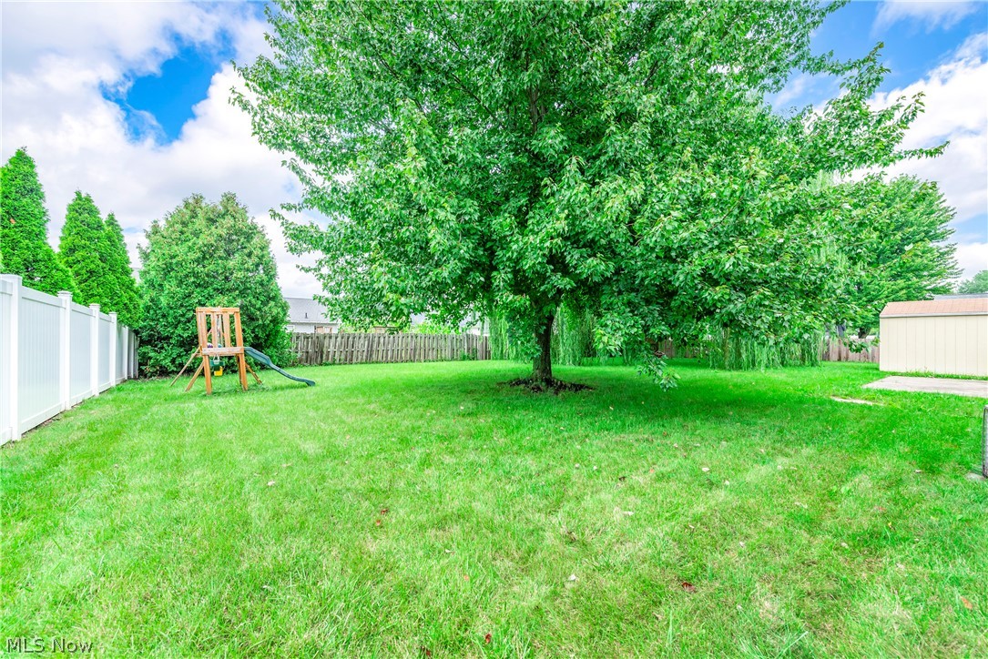 7404 Hidden Glen Drive Amherst OH 44001